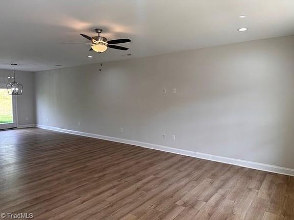 4th image of 3513 River Farm Dr #380