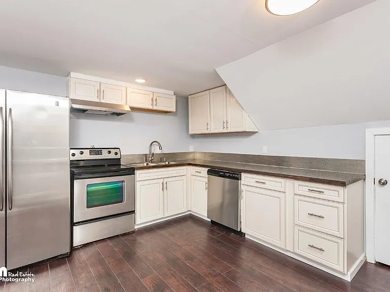 1528 Kinnikinnick St #A — Photo 2