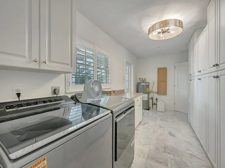 3173 Espanola Dr — Photo 26