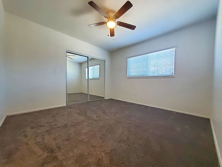 1465 Grand Ave — Photo 107