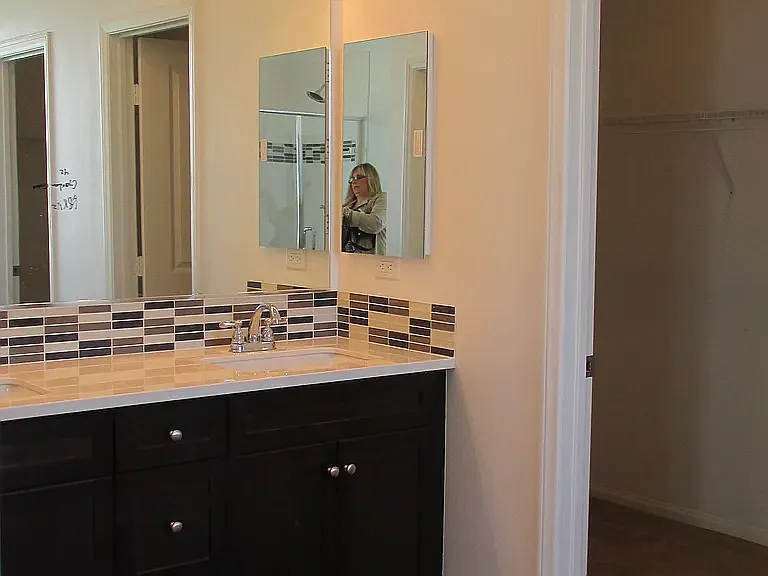 10807 Lotus Dr — Photo 3