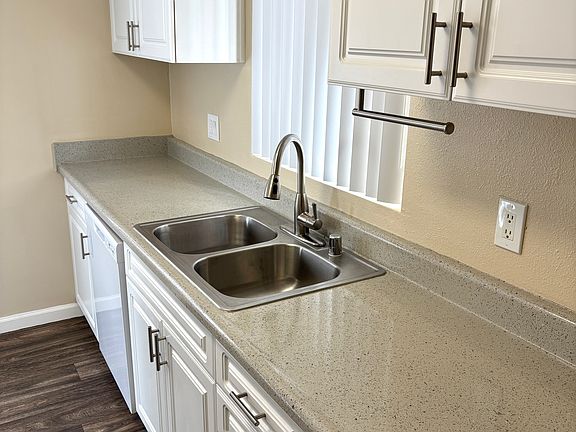 5th image of 123 N El Camino Real #0