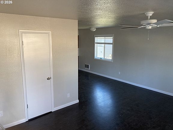 4th image of 2735-2745 Myrtle St