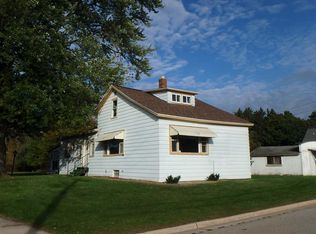 219 Percy Ave, Oconto, WI 54153