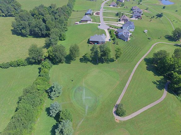 Hole #3 and back yard 