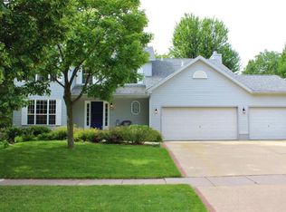 3325 Jonquil Ln, Marion, IA 52302