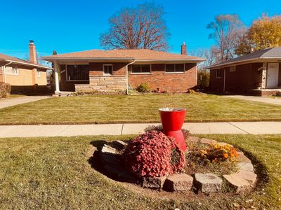 12950 Dixie, Redford, MI, 48239