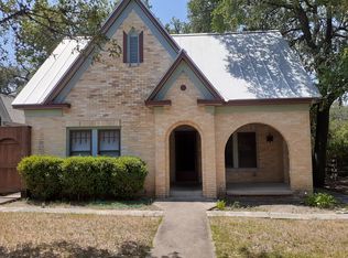 815 Christopher St, Austin, TX 78704