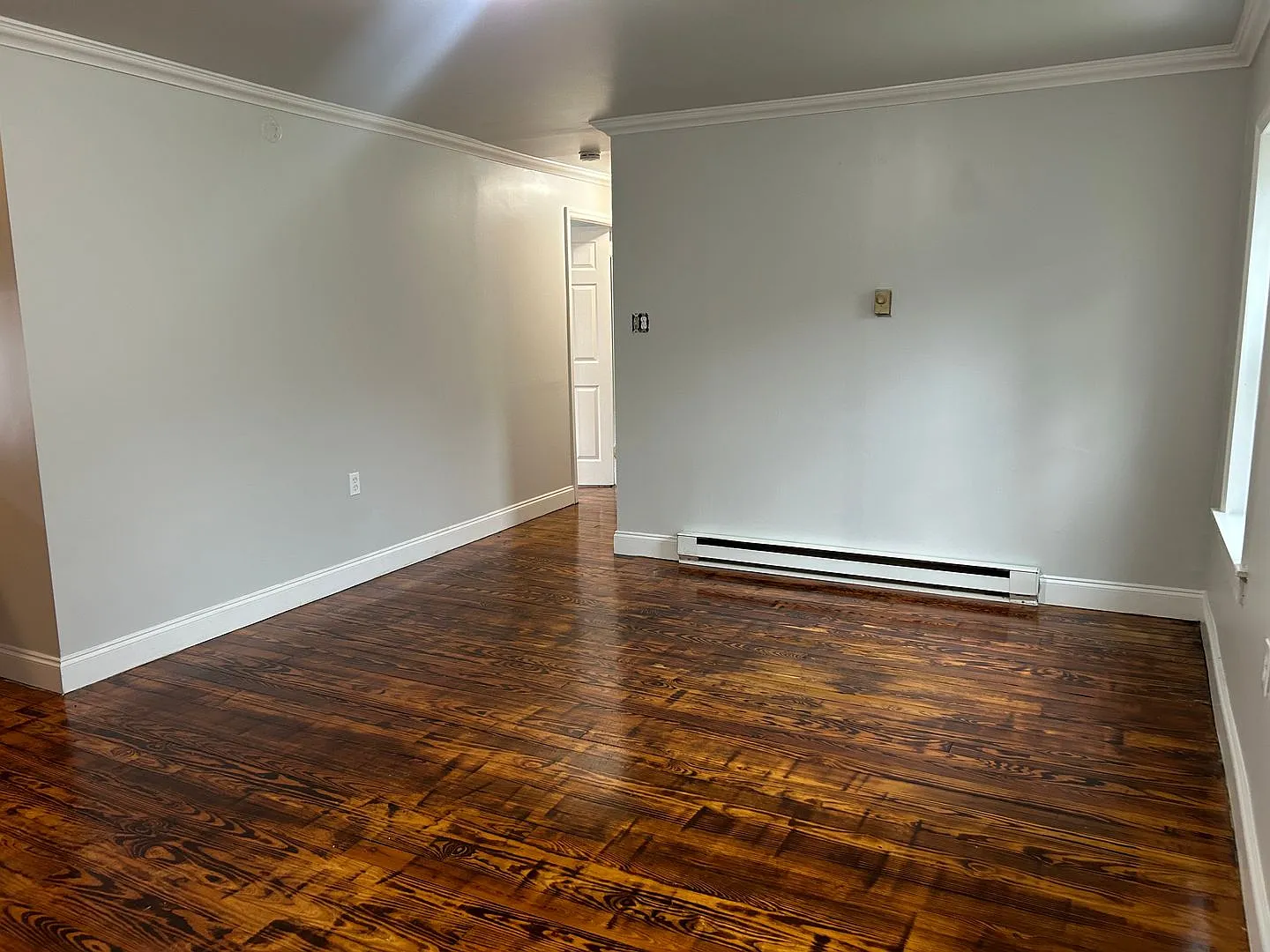 Newly Renovated 2 bedroom in Lancaster City - Spacious Storage Unit Included! — Photo 4