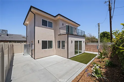 10051 Amestoy Ave Photo 1