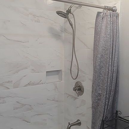 5th image of 7414 W Tuckey Ln
