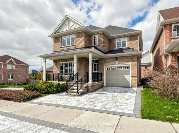 37 Trish Dr, Richmond Hill, ON L4E 5C4