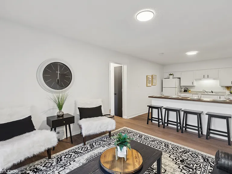 Twin Oaks Residences LLC — Photo 1