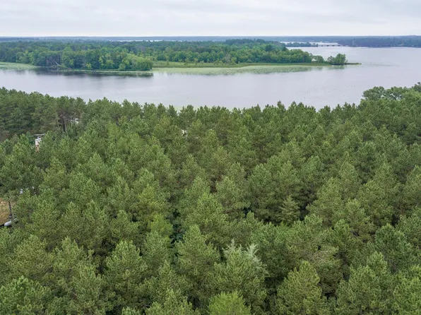 W4146 Mays Point Rd, Necedah, WI 54646