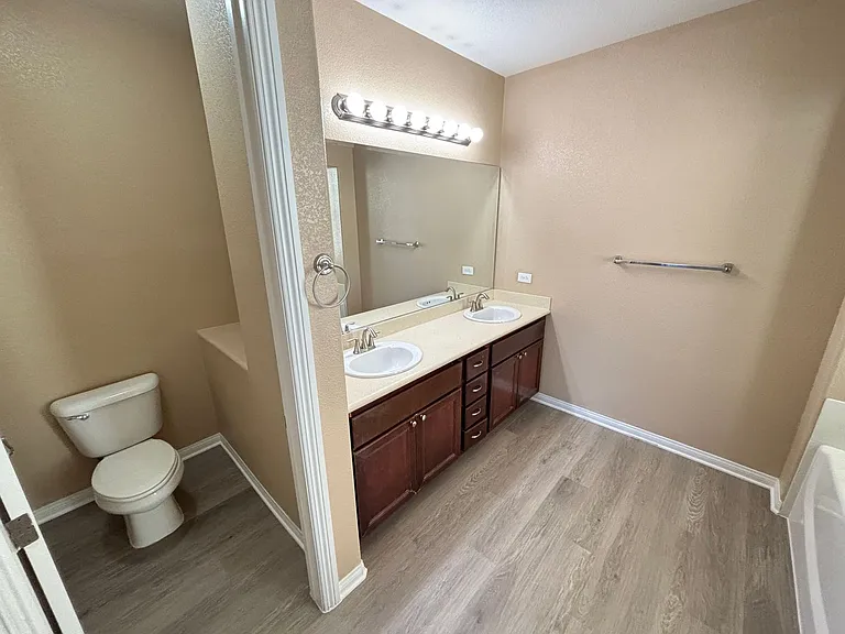 10741 Cather Ave — Photo 20