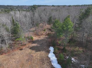 15 E Knight Farm Rd, Kennebunk, ME 04043