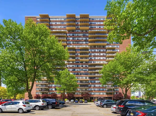 270 Luis M Marin Blvd #11D, Jersey City, NJ 07302