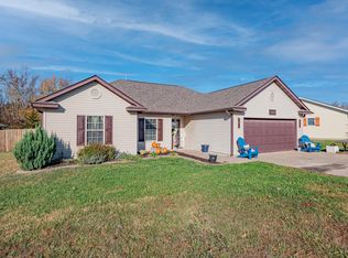 1813 Ronda Ct, Moberly, MO 65270