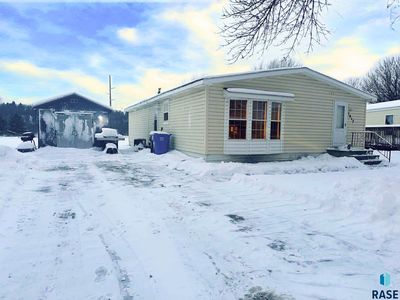 1017 S Sunburst Pl, Sioux Falls, SD, 57106