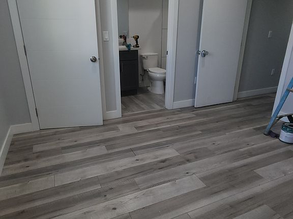 5th image of 1228 N Alexandria Ave #1/2