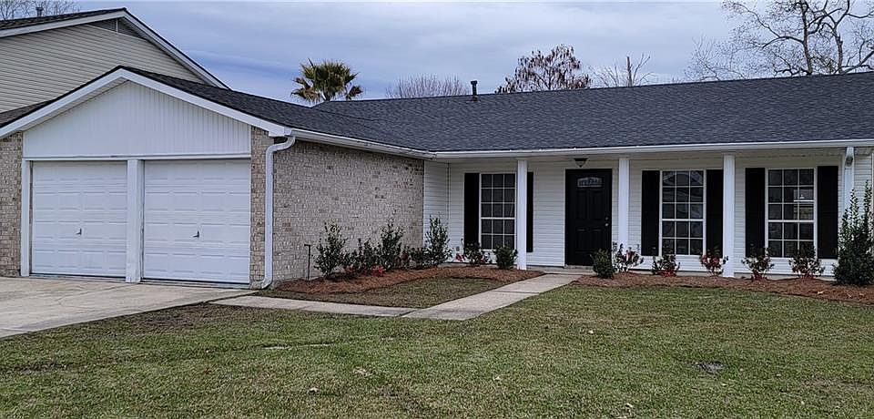 1st image of 6120 Clearwater Dr