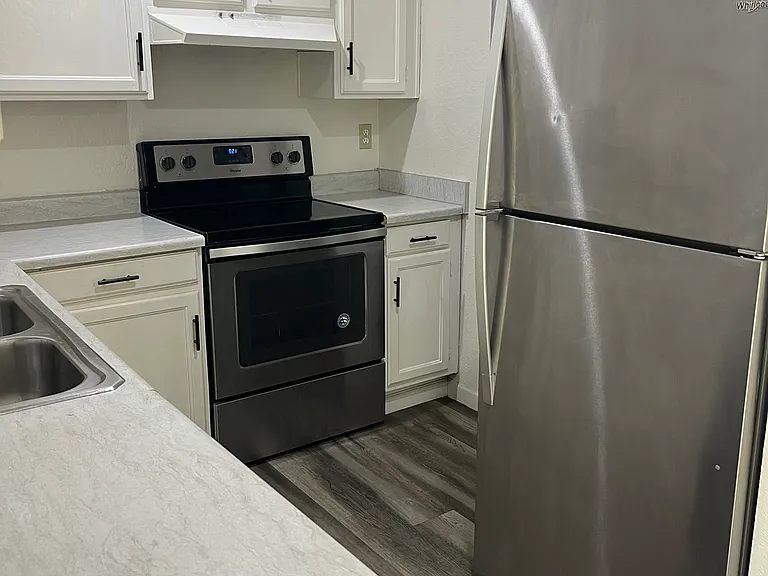 6254 E Greenway Cir #2 & 4 — Photo 13
