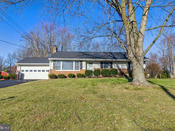 373 Moyer Rd, Harleysville, PA 19438