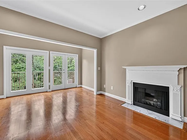 2865 Lenox Rd NE #610 — Photo 28