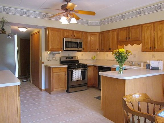 Kitchen : All Stainless Steel Appliances