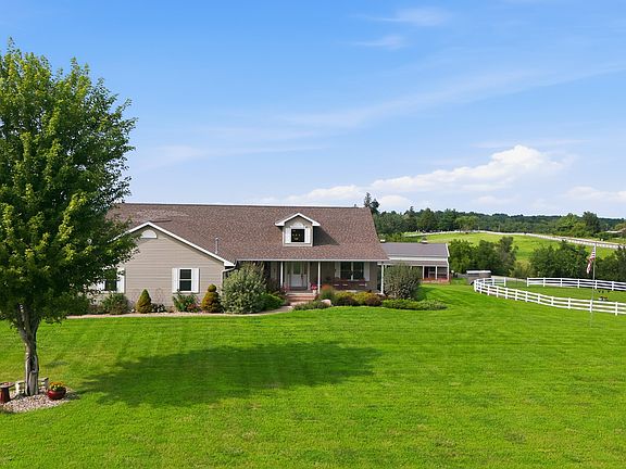 2nd image of 2699 Ridge Rd