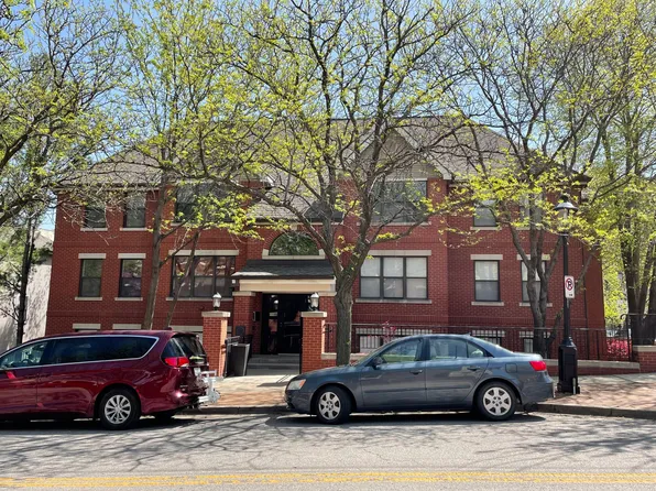 935 Washington St APT 301, Kansas City, MO 64105