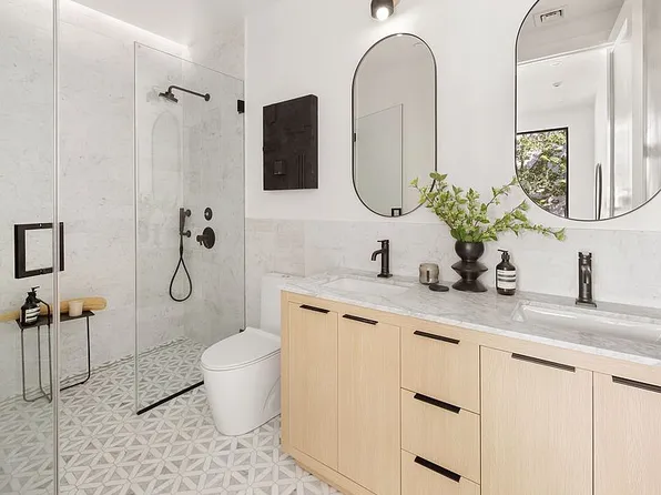 265 20th St #3R, Brooklyn, NY 11215
