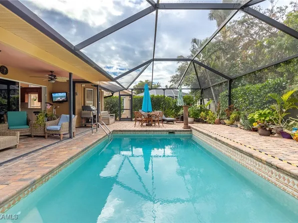 16244 Kelly Woods Dr, Fort Myers, FL 33908