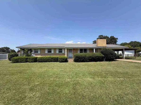 129 McVay Dr, Cochran, GA 31014