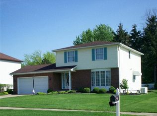 18 Pine Tree Ln, Buffalo, NY 14224