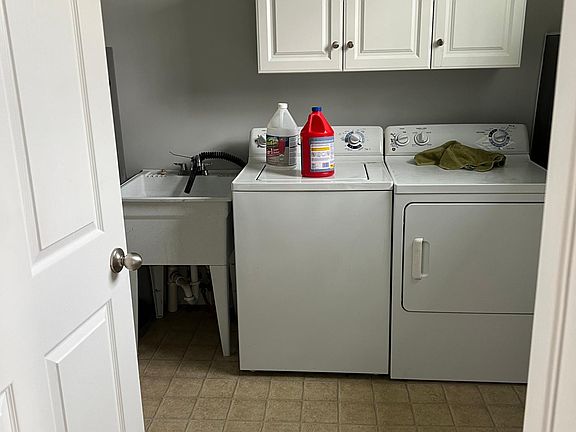 5th image of 2936 Glenbroke St