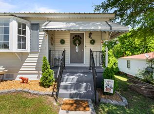 429 Oak Ln, Anniston, AL 36206