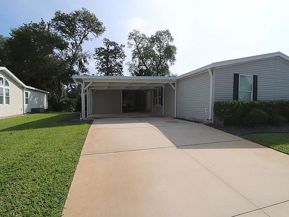 2nd image of 18 Chatsworth Ln