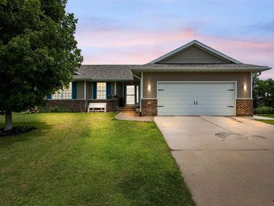 70 Cattail Ln, North Liberty, IA, 52317