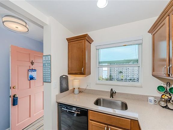 5th image of 6025 Shore Blvd S APT 612