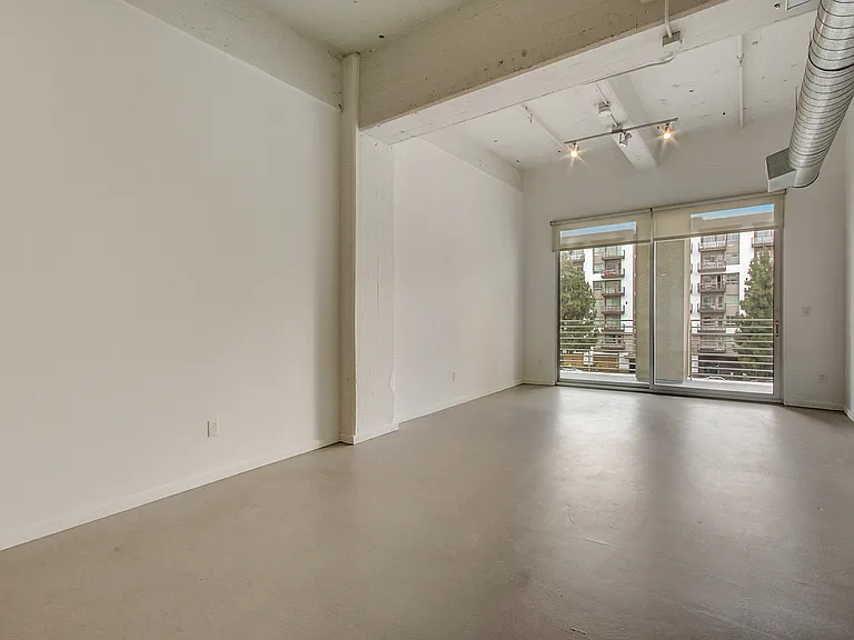 Packard Lofts — Photo 49