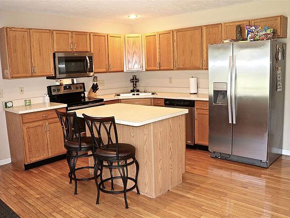 4th image of 11131 Misty Wood Ct