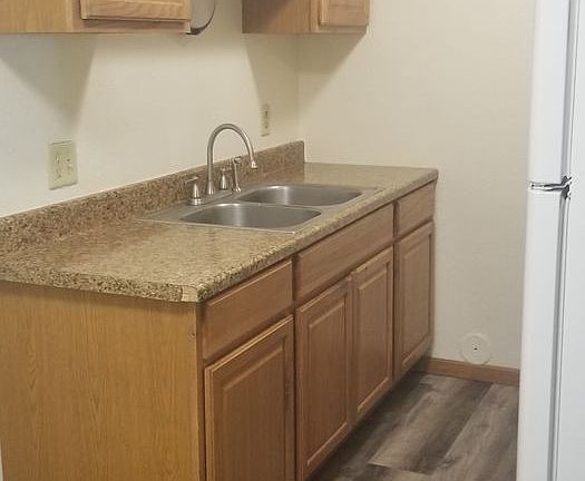 5th image of 250 21st St NW APT 2