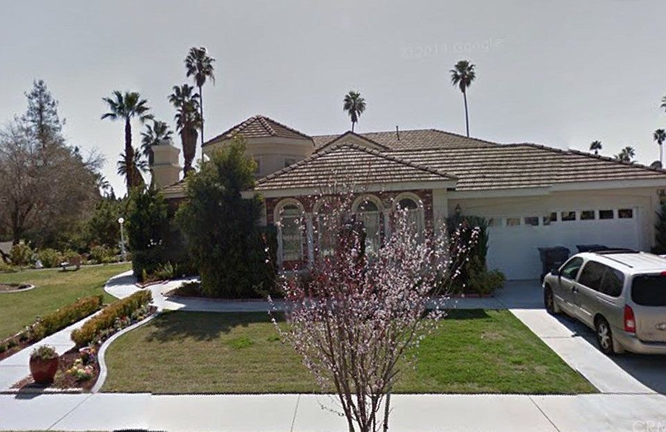 1st image of 216 Campbell Ave