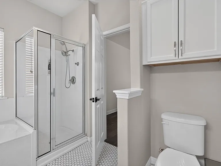 937 Lauren St — Photo 13