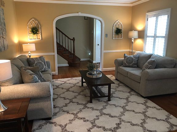 4th image of 7413 Huntington Dr