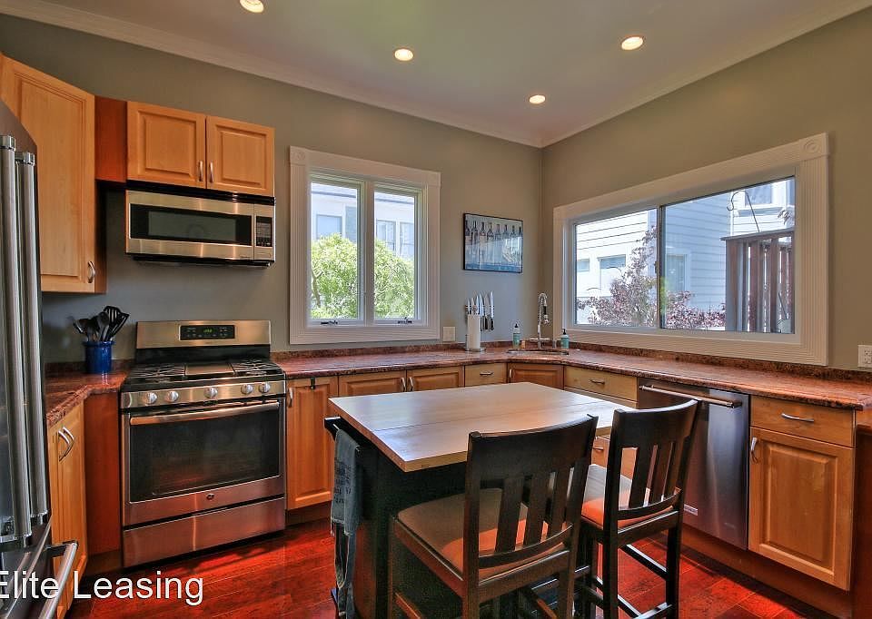 1st image of 570 Waller St #570