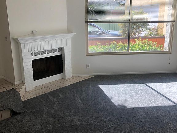 3rd image of 1046 Opal St