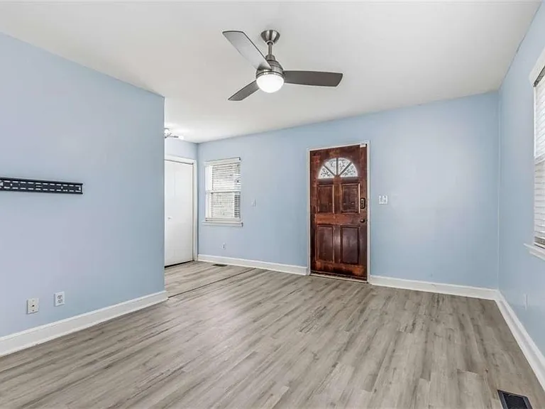 1780 John Calvin Ave #L — Photo 3