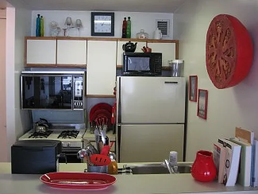 Rented by Newell and Assoc. | media 8